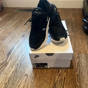 Nike airmax 270 womens sneakers